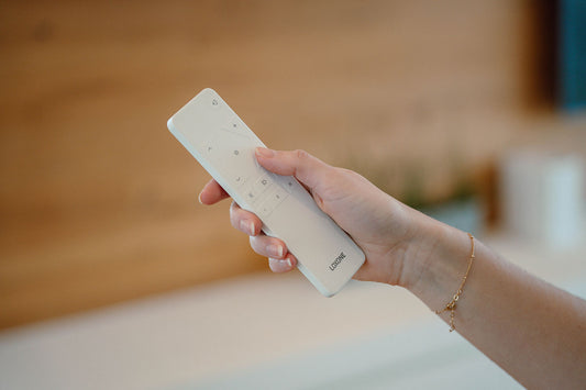 Remote Air white